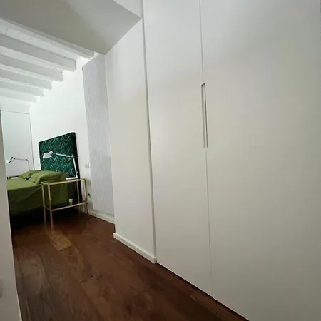 Flo House Bari