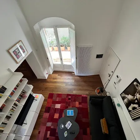 Apartament Flo House *