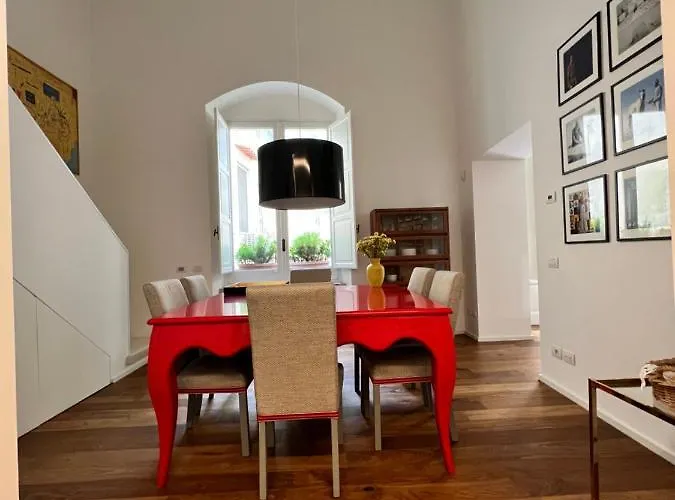 Flo House Apartament *